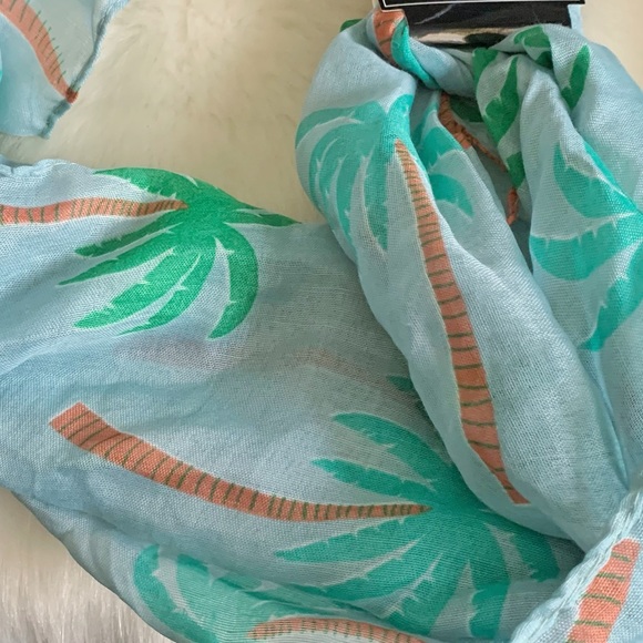 TROPICAL Palm Tree Fashion Scarf Blue Green - Picture 4 of 4